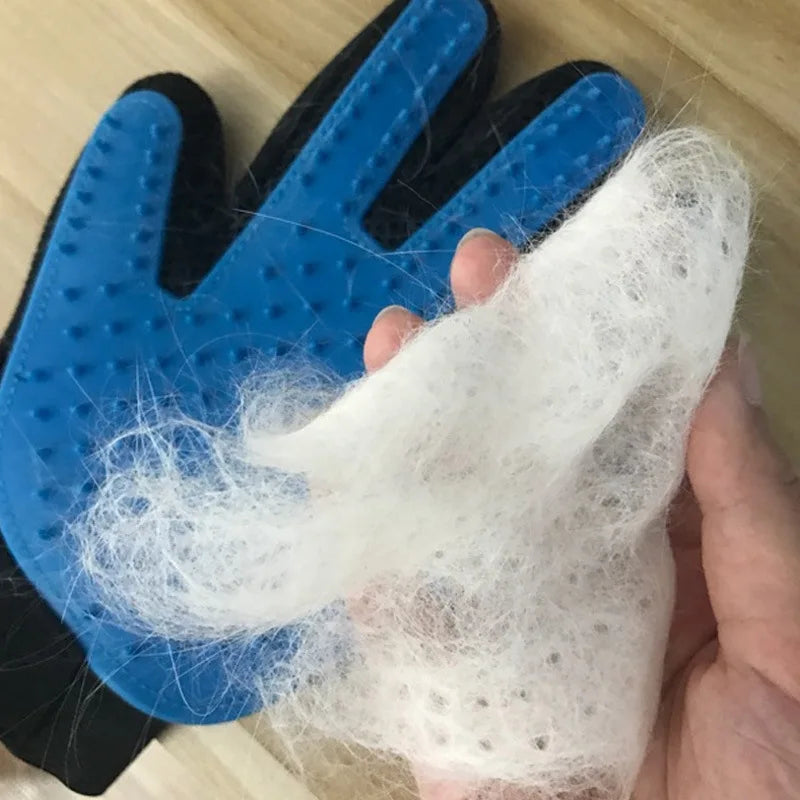 Gloves for removing cat hair